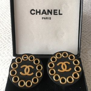 CHANEL Vintage Clip-on Earrings